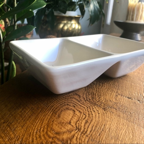 Easter Rae Dunn Hip Hop Rabbit catch-all tray/dish - Picture 4 of 6